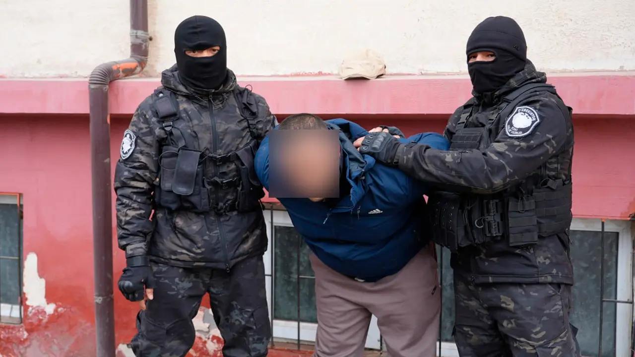 <p><b>Farg‘onada 2,5 gektar yerni 650 ming dollarga sotmoqchi bo‘lgan shaxs ushlandi </b></p>
