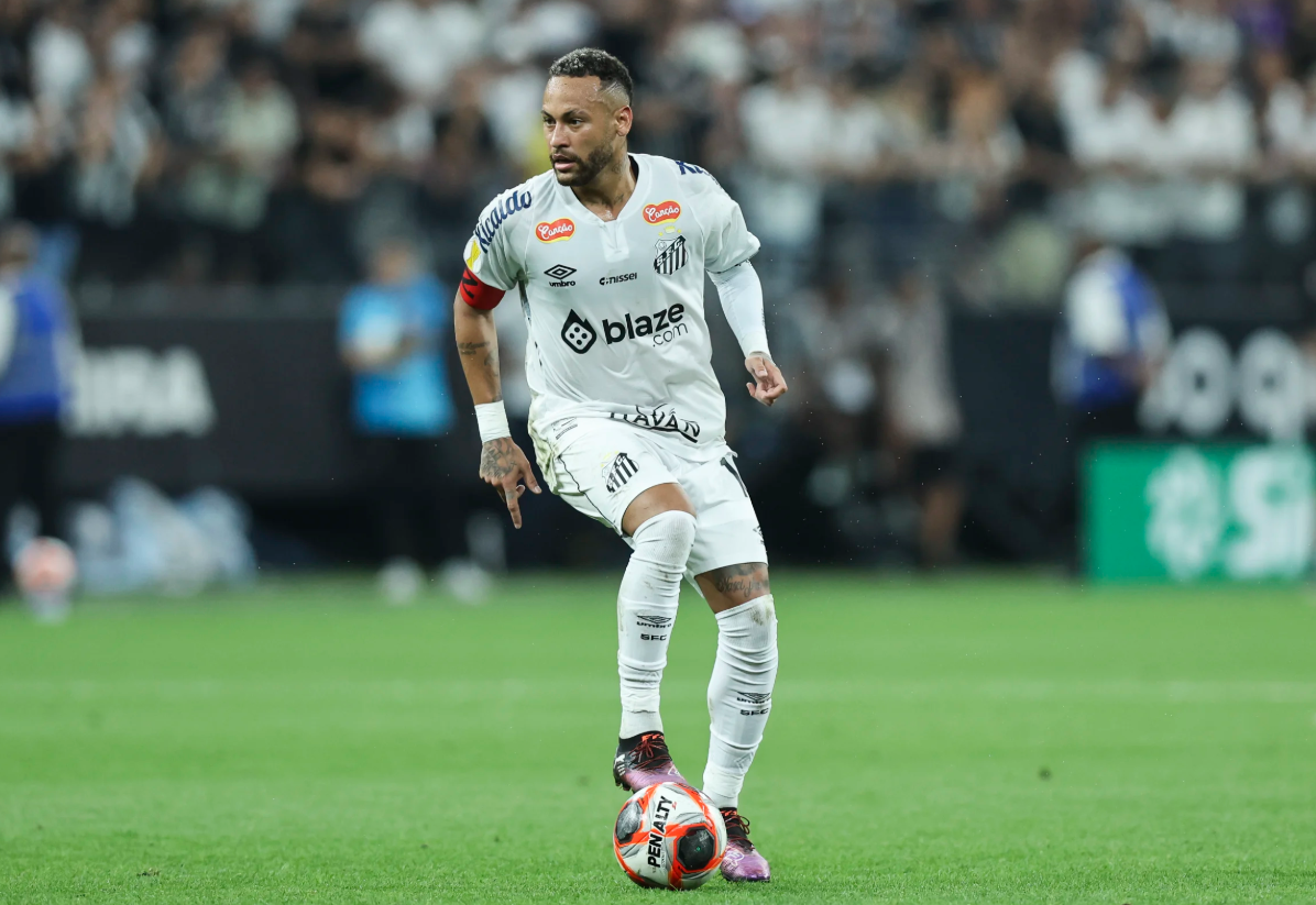 <p><b>Neymar “Santos” klubiga qaytgach ilk golini urdi (video)</b></p>