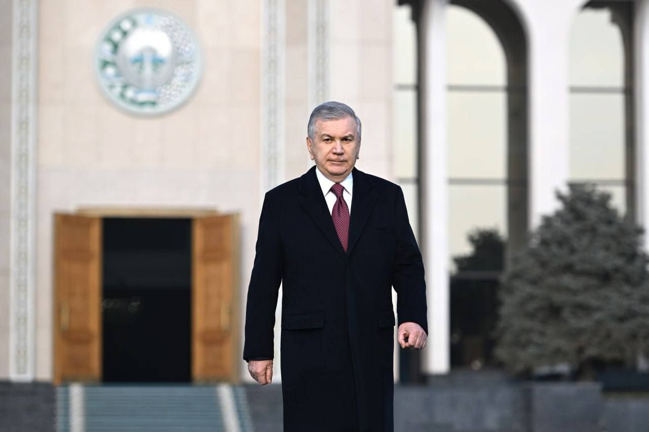 <p><b>Shavkat Mirziyoyev rasmiy tashrif bilan Kuvaytga jo&lsquo;nab ketdi&nbsp;</b></p>