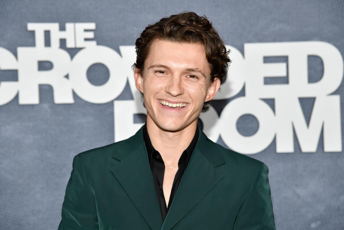 <p>Tom Hollandga o&lsquo;z brendiga tegishli ichimlikni sotishdan bosh tortishdi. Hatto hujjatlarni ko&lsquo;rsatish ham naf bermadi <b>&nbsp;</b></p>