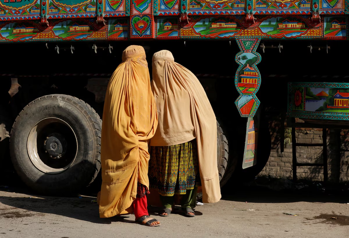 Afghanistan accuses Pakistan of mass expulsion as UNHCR warns of rising deportations 