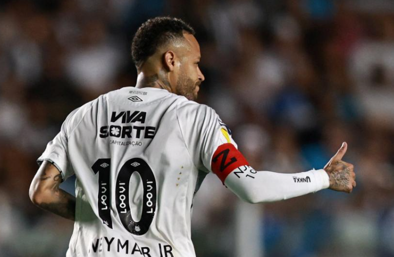 <p><b>Neymar burchak to‘pini golga aylantirdi. “Santos” g‘alaba qozondi (video)</b></p>