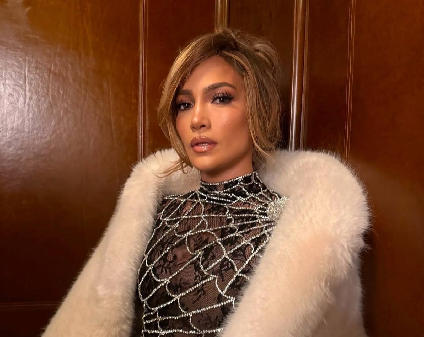 <p><b><strong>Jennifer Lopes Afflek bilan ajrashganidan keyin 21 mln dollarga hashamatli uy sotib oldi</strong></b></p>
