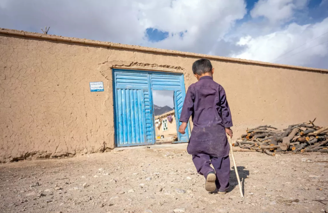 <p>UNICEF steps in to prevent Afghanistan&rsquo;s health system collapse, supporting millions<b>&nbsp;</b></p>