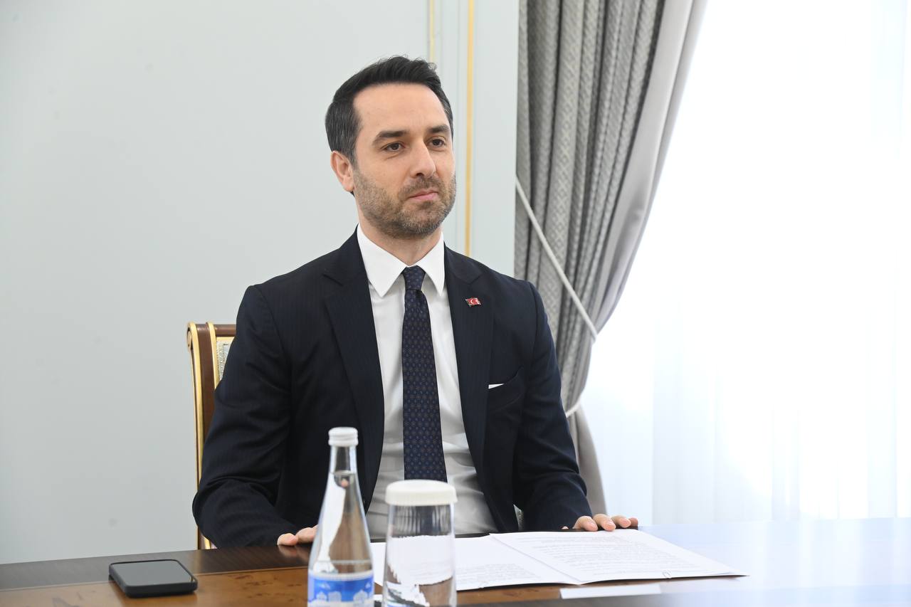 <p><b>Turkiyaning O‘zbekistondagi yangi elchisi tayinlandi</b></p>