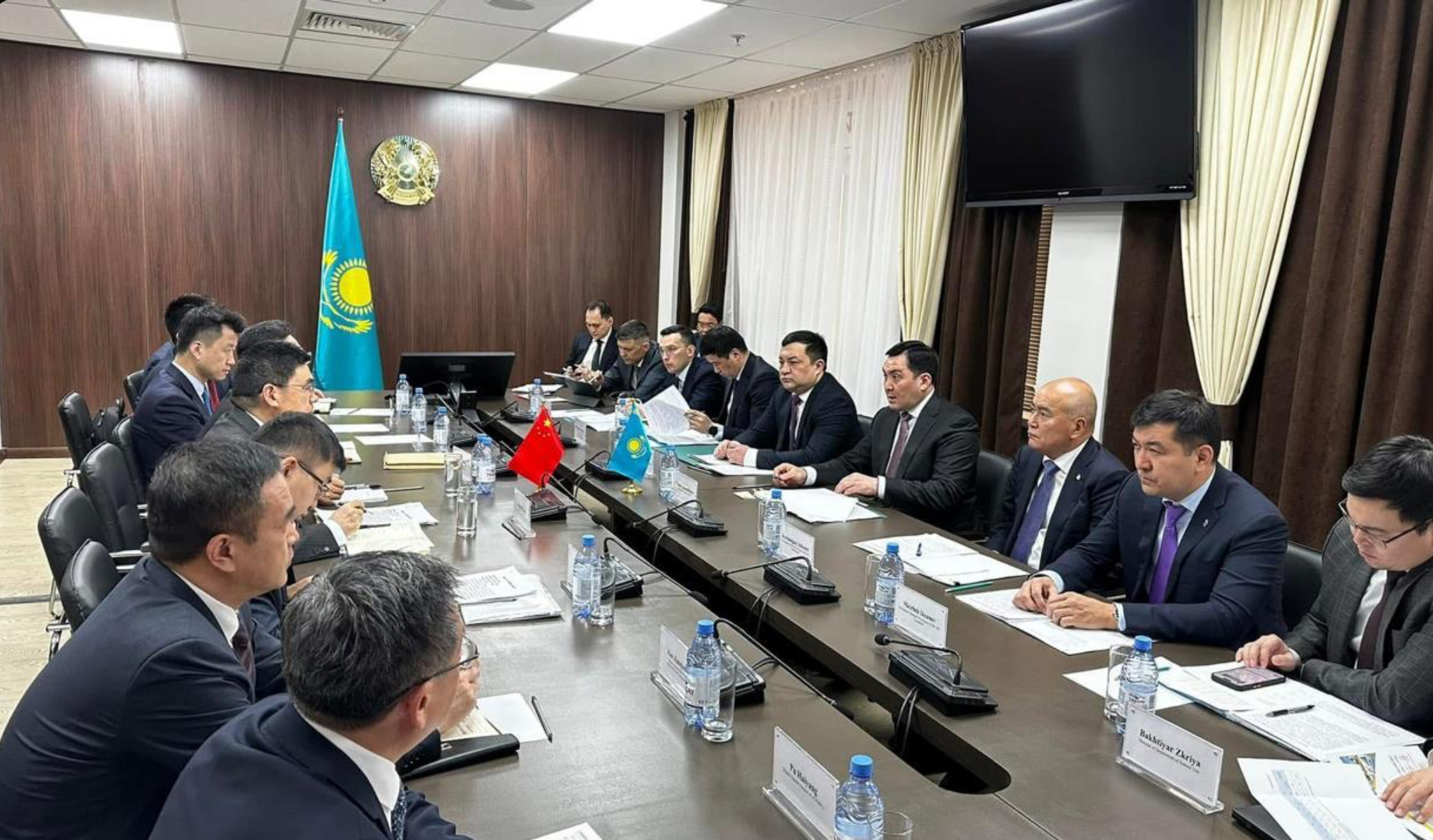 Kazakhstan, CNPC discuss key oil and gas projects to boost energy cooperation 