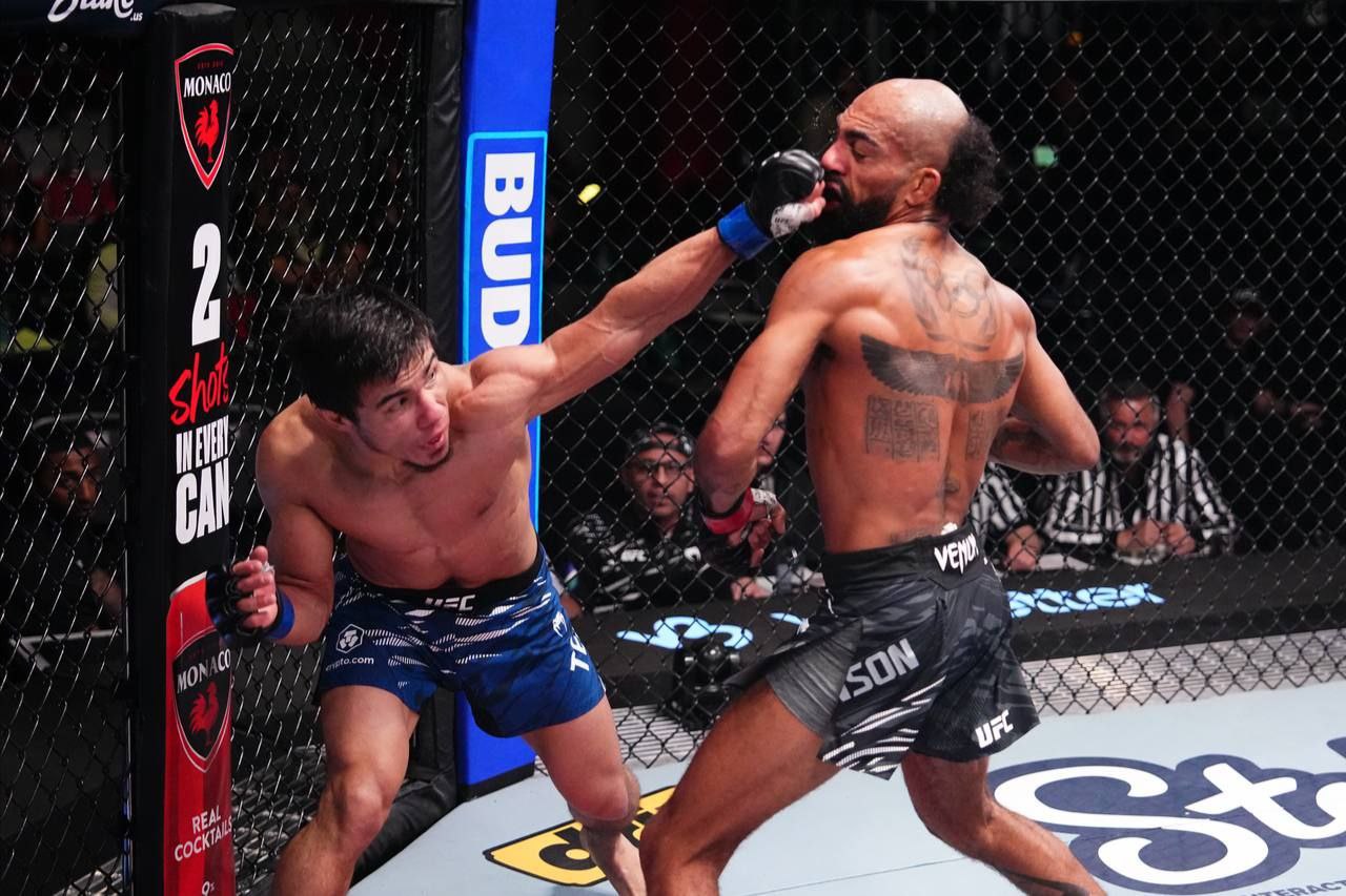<p><b>UFC. Ramazon Temirov yangilangan reytingda yuqoriladi</b></p>