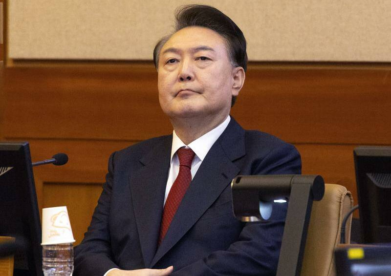 <p><b>Janubiy Koreya prezidentini hibsga olish orderi bekor qilindi&nbsp;&nbsp;</b></p>