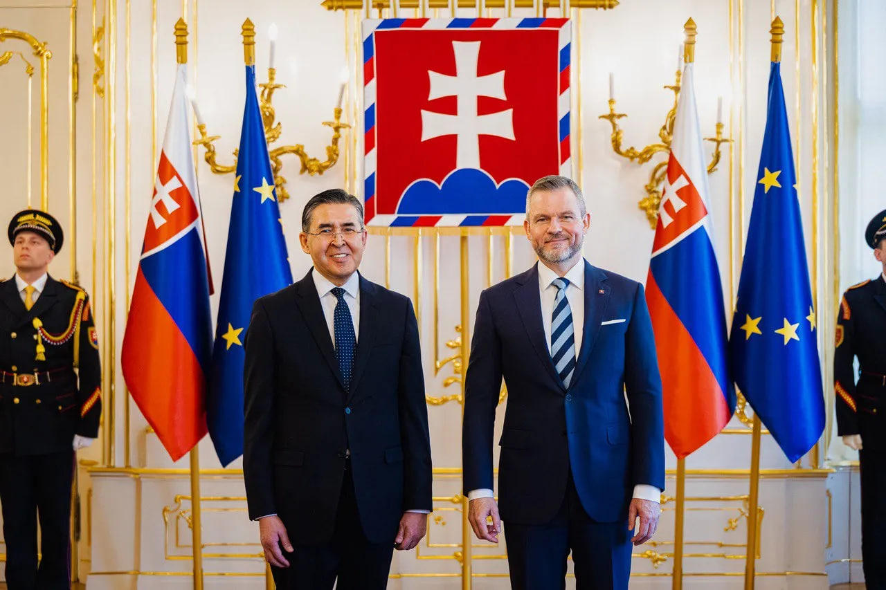<p><b>Baxtiyor Ibragimov O&lsquo;zbekistonning Slovakiyadagi birinchi elchisi bo&lsquo;ldi</b></p>