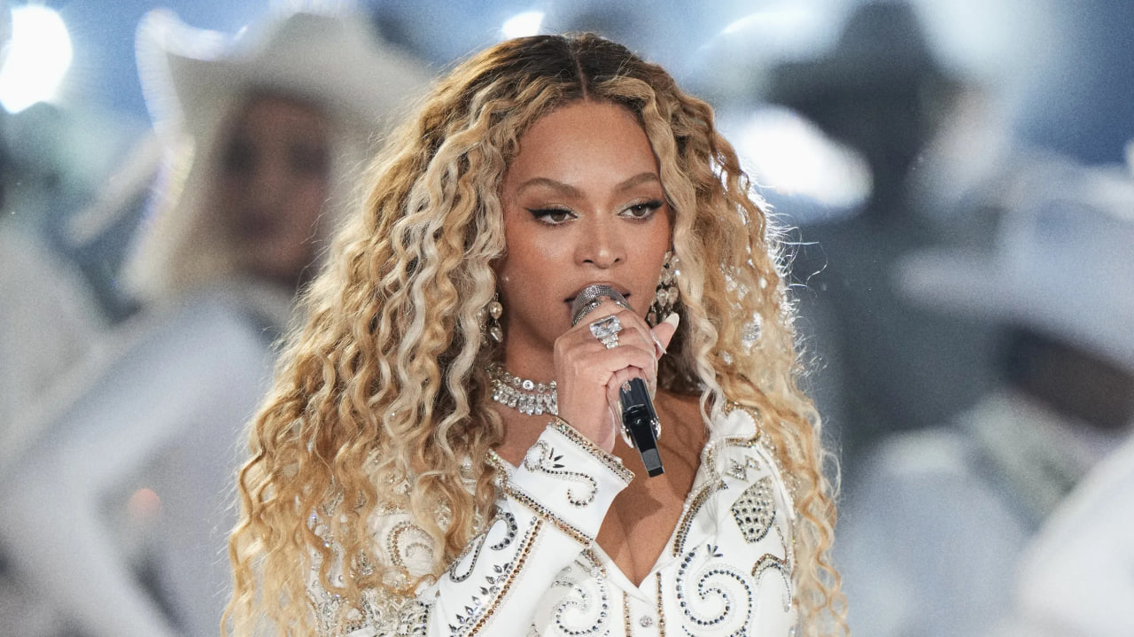 <p><b><strong>Xonanda Beyonse boshqa hech qachon filmlarda suratga tushmaslikka qaror qildi</strong></b></p>