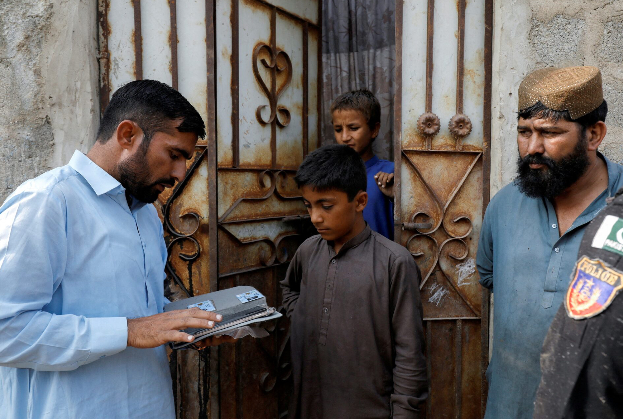 Afghan refugees in Pakistan urge protection as deportation deadline nears 