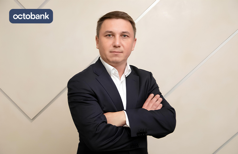 <p><b>&ldquo;Pulni uyda saqlashdan ko&lsquo;ra bankda saqlash xavfsizroq va foydaliroq. Hatto 200 million so&lsquo;mdan ortiq bo&lsquo;lsa ham&rdquo; &mdash; Octobank boshqaruvchi direktori&nbsp;</b></p>