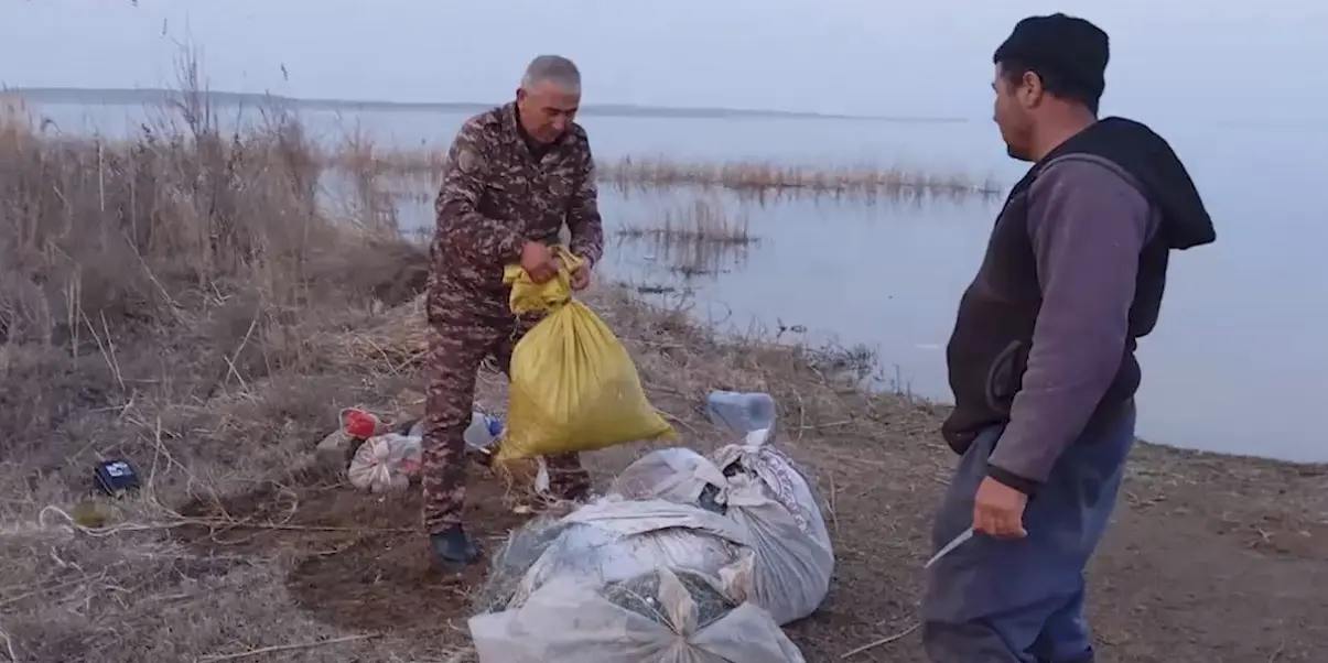 Aydar-Arnasoy ko&lsquo;llari tizimida ikki oyda o&lsquo;tkazilgan reydlarda 423 mln so&lsquo;m jarimalar belgilandi