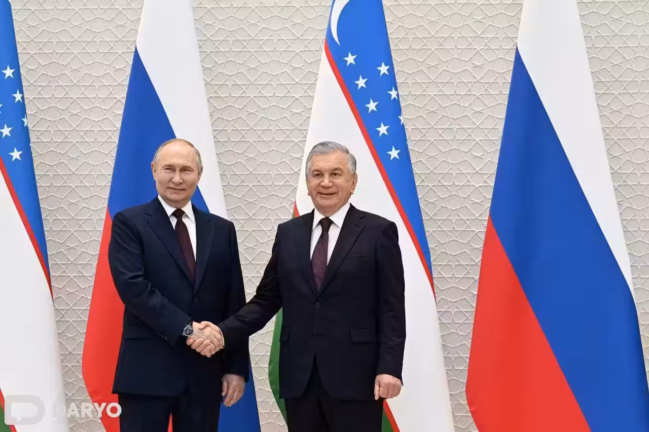 Путин поздравил Шавката Мирзиёева с праздником Навруз