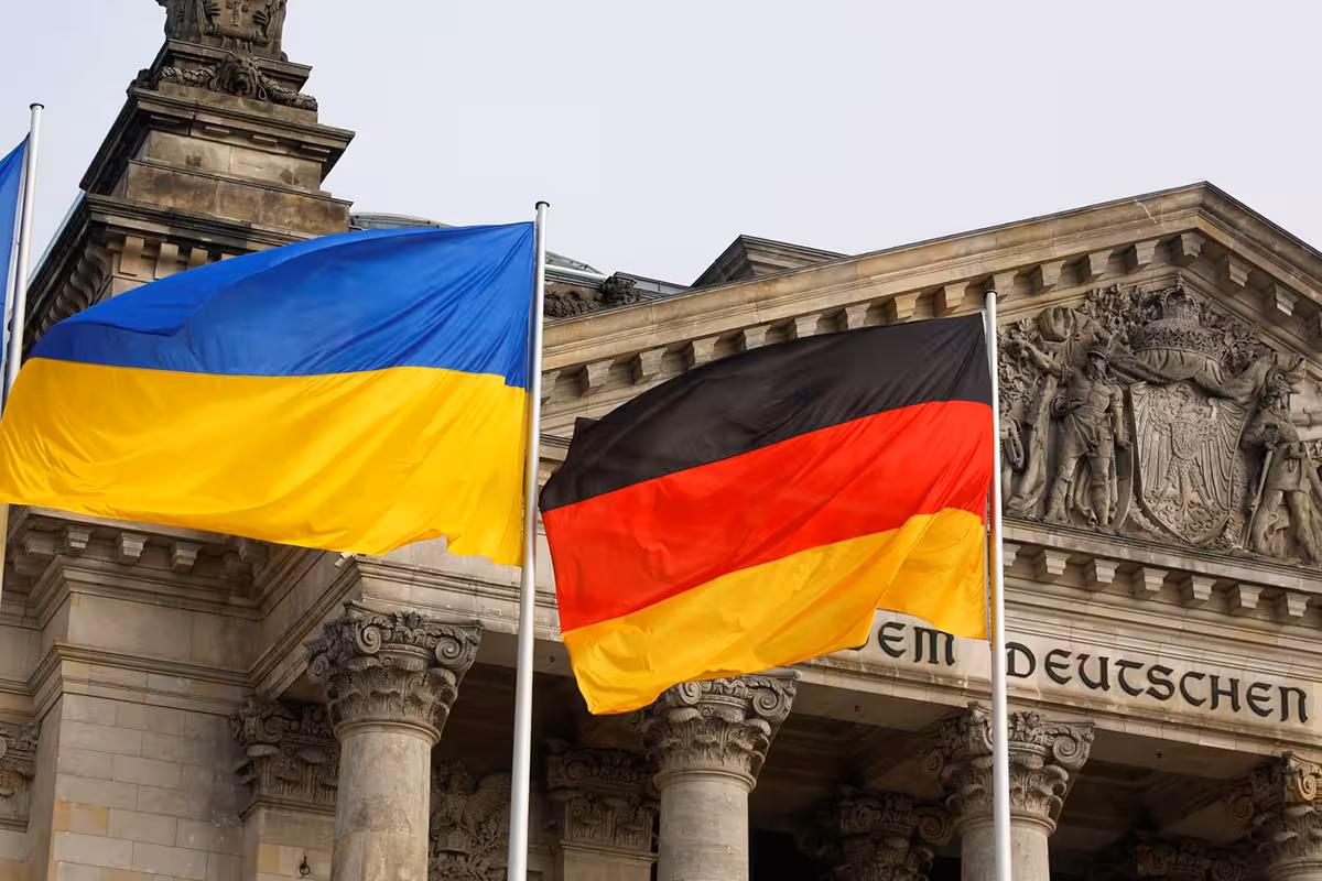 <p><b></b>Germaniya 2025-yilda Ukrainaga yana 3 milliard yevro miqdorida harbiy yordam ajratadi</p>