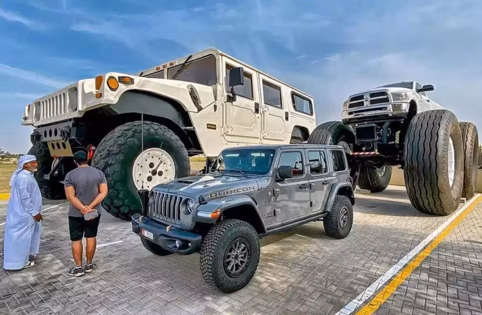 <p><b><strong>Bahaybat Hummer va 3D printerdan chiqarilgan Yoyo: dunyodagi eng noodatiy avtomobillar</strong></b></p>