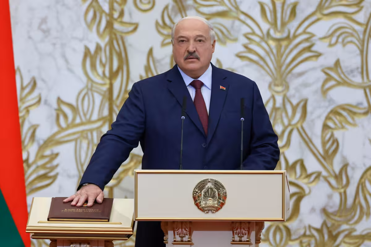 <p><b>“Dunyoning yarmi bizning diktaturamizni orzu qiladi” — Lukashenko </b></p>