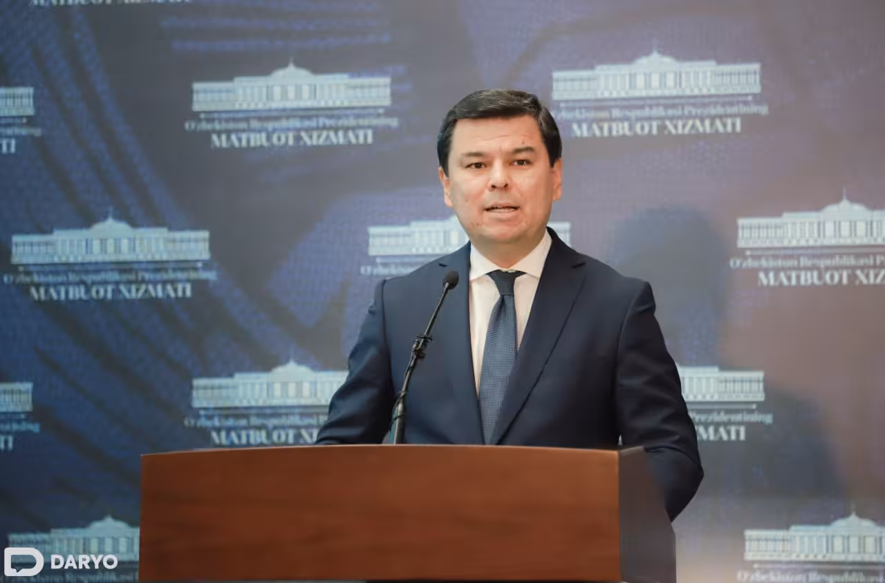 <p><b><strong>“Sammitning eng muhim natijasi – Markaziy Osiyo va Yevropa Ittifoqi o‘rtasidagi munosabatlarni strategik sheriklik darajasiga olib chiqadigan Samarqand deklaratsiyasi qabul qilinishi kutilmoqda” – Sherzod Asadov</strong></b></p>