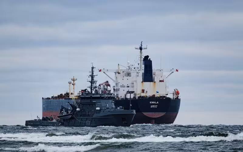 <p><b>Estoniya Rossiya “soya floti”ga tegishli tankerni hibsga oldi </b></p>