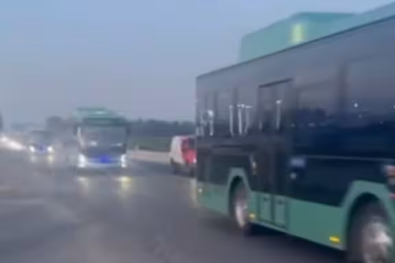 <p><b><strong>Jizzax shahri uchun 8 ta zamonaviy avtobus olib kelindi (video)</strong></b></p>