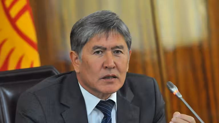 <p>Qirg‘izistonning sobiq prezidenti Atambayev aybdor deb topildi, biroq jazodan ozod etildi<b> </b></p>