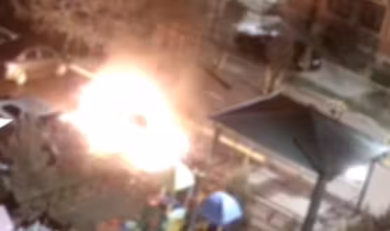 <p><b><strong>Toshkentda tanishining Tesla&rsquo;sini yoqib yuborgan shaxs ushlandi (video)</strong></b></p>