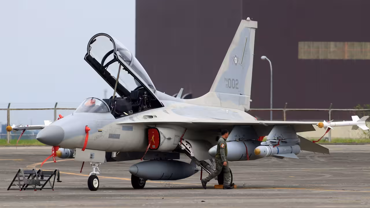<p><b>Misr “koreyscha” F-16 samolyotidan yuzta sotib olmoqchi</b></p>
