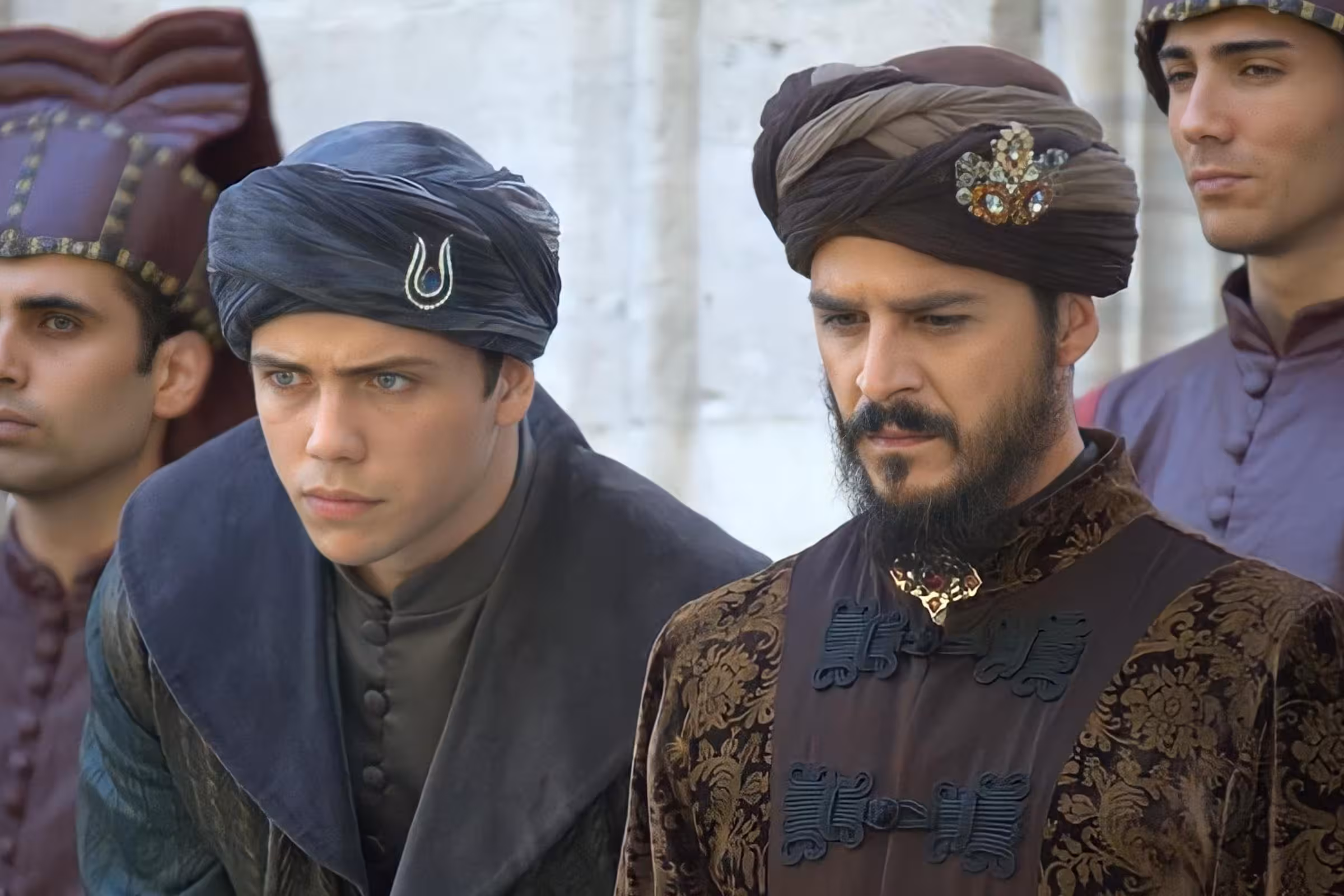 <p><b><strong>“Muhtasham yuz yil” serialidagi mashhur aktyor ilk bor ota bo‘ladi</strong></b></p>