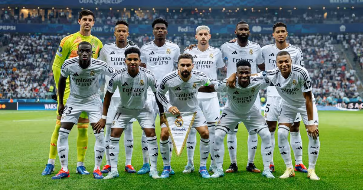 <p><b><strong>“Real Madrid” “Yil jamoasi” deb e’tirof etildi </strong></b></p>