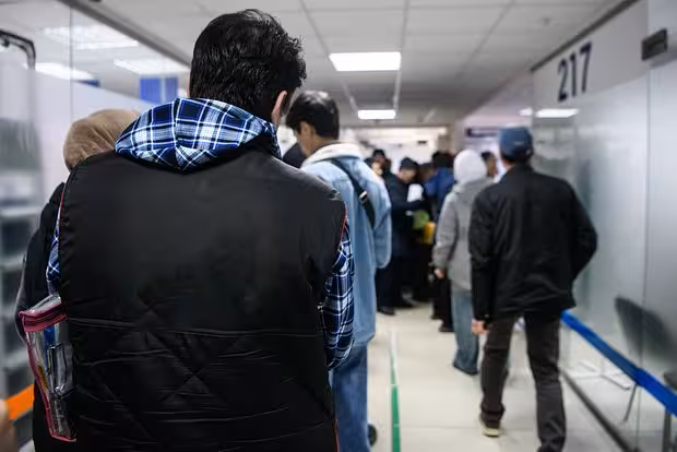 <p><b><strong>Qirg‘izistonlik muhojirlarga Rossiyada bo‘lib turishni qonuniylashtirish muddati uzaytirildi</strong></b></p>