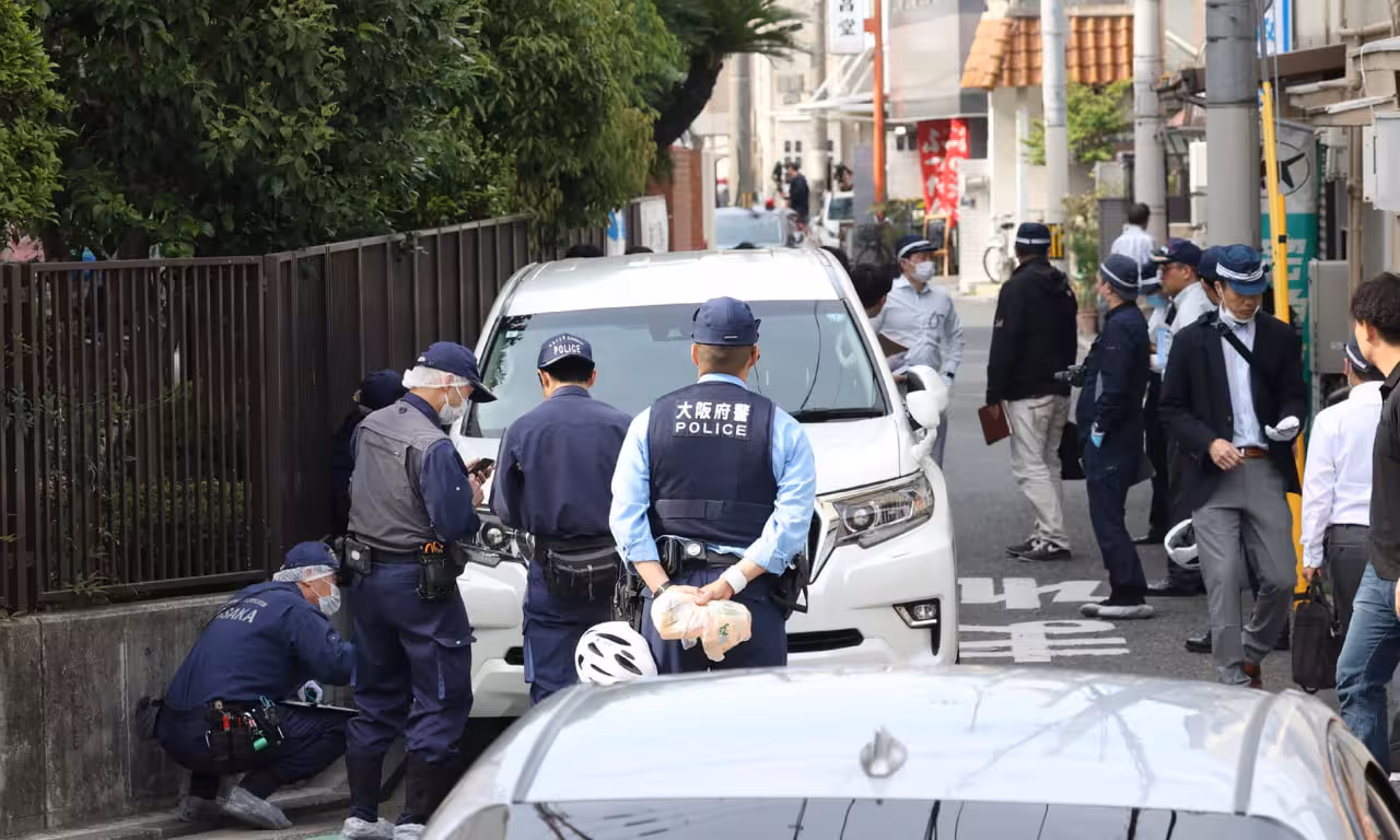 <p><b>Yaponiyada erkak avtomobilini maktab o&lsquo;quvchilari ustiga haydadi</b></p>