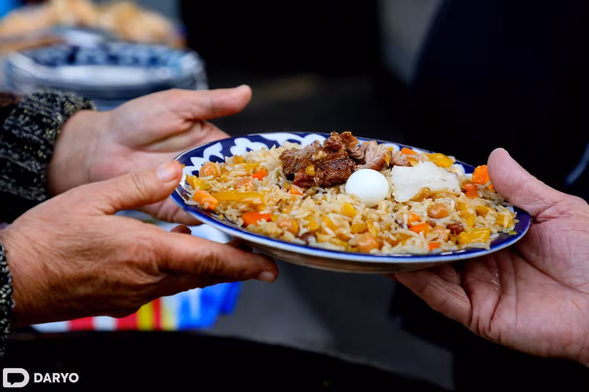<p><b><strong>O‘zbekistonda bir kg oshga ketadigan mahsulotlarning o‘rtacha narxi qancha?</strong></b></p>