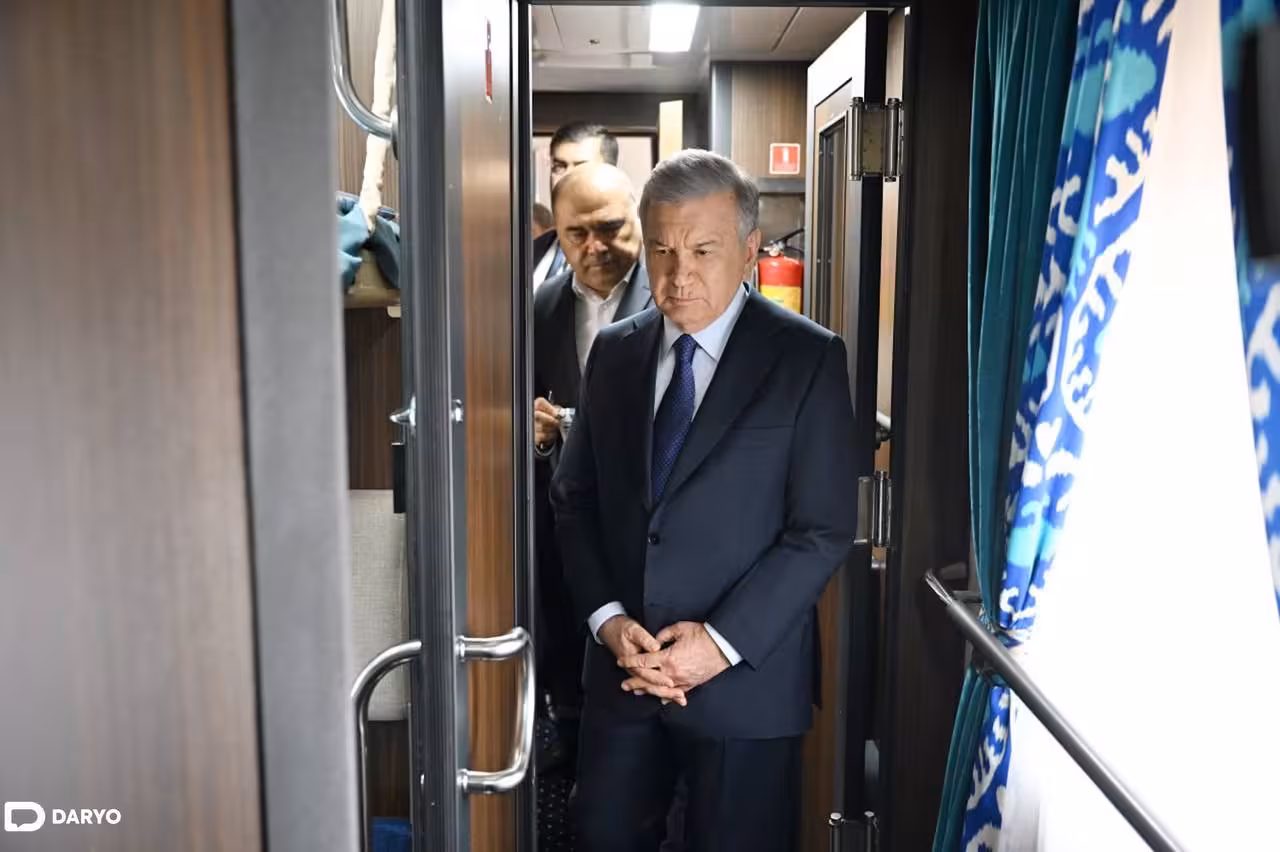President Mirziyoyev inspects Urgench-Khiva railway as Uzbekistan expands rail and freight projects&nbsp;
