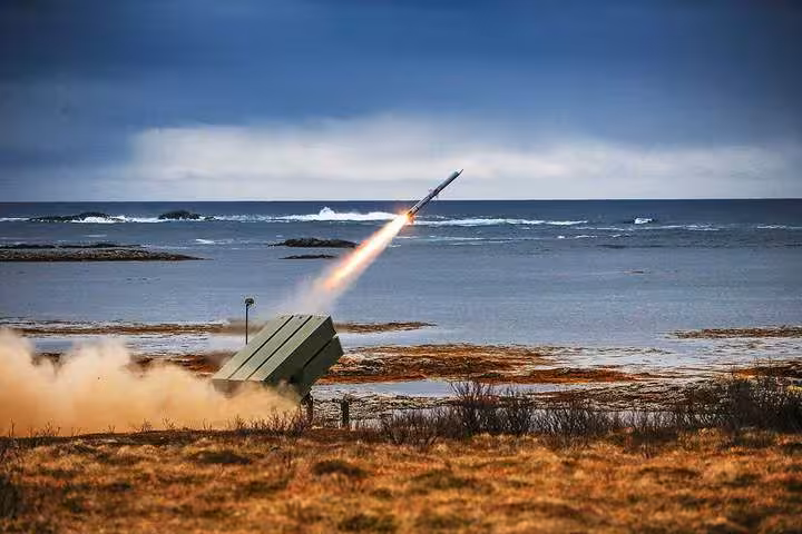 США одобрили продажу Саудовской Аравии ракет AMRAAM на сумму 3,5 млрд долларов
