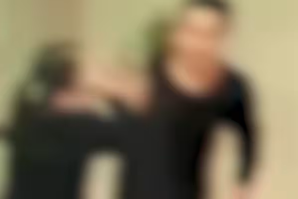 <p><b><strong>Samarqanddagi bog‘chada xo‘jalik mudiri tarbiyachiga pichoq bilan tahdid qildi (video)</strong></b></p>