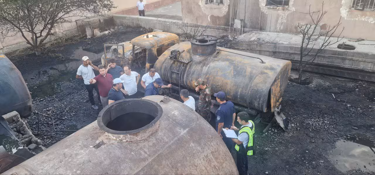 На территории автозаправки в Самарканде произошел взрыв, двое погибли