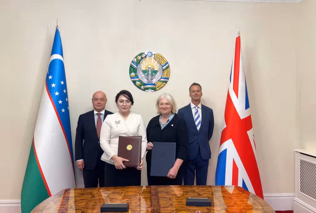 <p><b><strong>Buyuk britaniyalik 500 dan ortiq o‘qituvchi O‘zbekistondagi maktablarga keladi</strong></b></p>