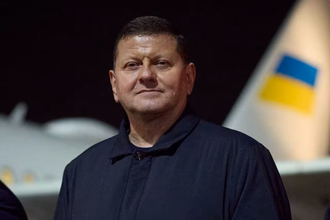 Залужний: “Украина 1991 йилги чегараларни қайтаришга умид қилмаслиги керак”