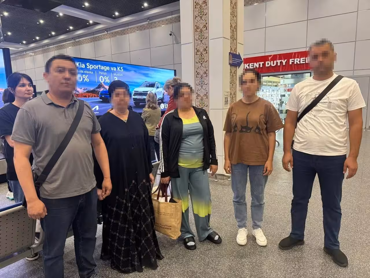 <p><b><strong>Odam savdosi va firibgarlik uchun qidirilayotgan ikki ayol Ummondan ekstraditsiya qilindi</strong></b></p>