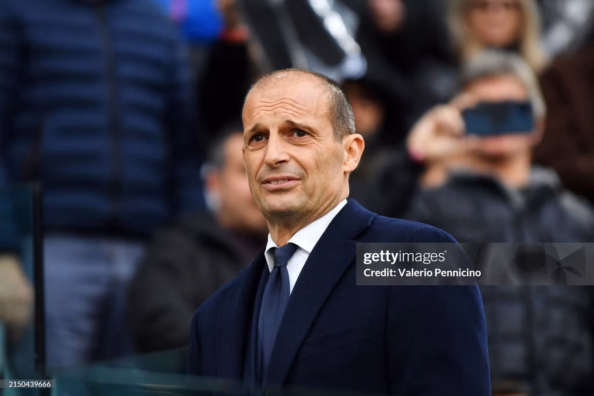 <p><b><strong>Massimiliano Allegri &ldquo;Milan&rdquo; bilan kelishuvga erishdi</strong></b></p>