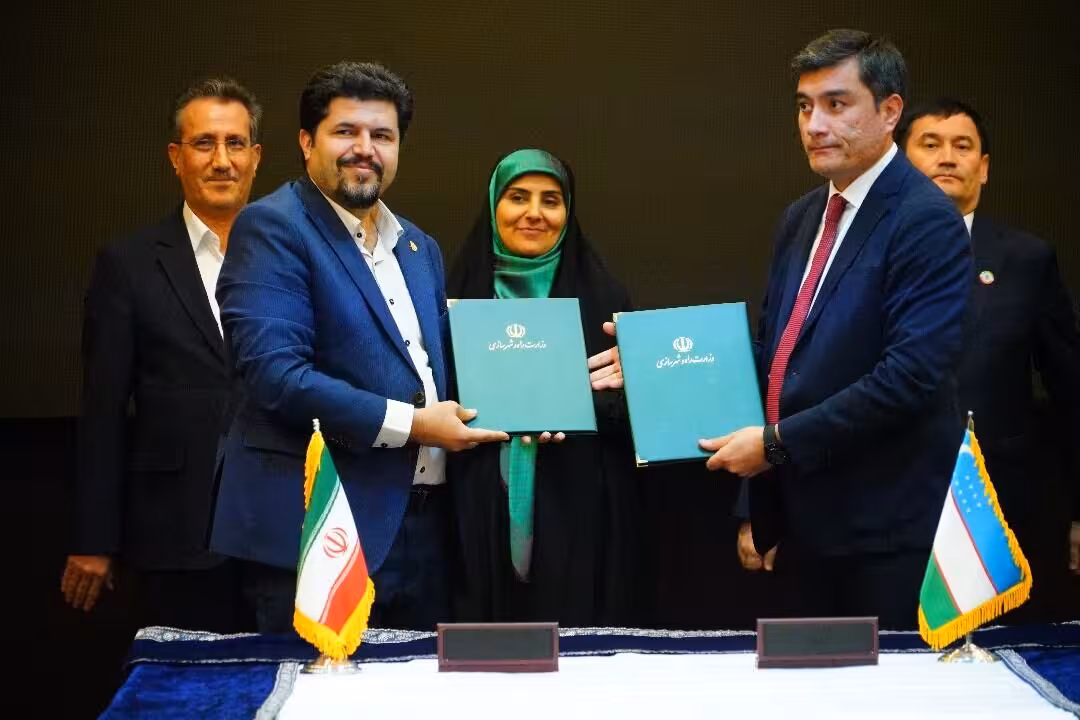 Iran, Uzbekistan sign MoU to expand transit cooperation and port development 