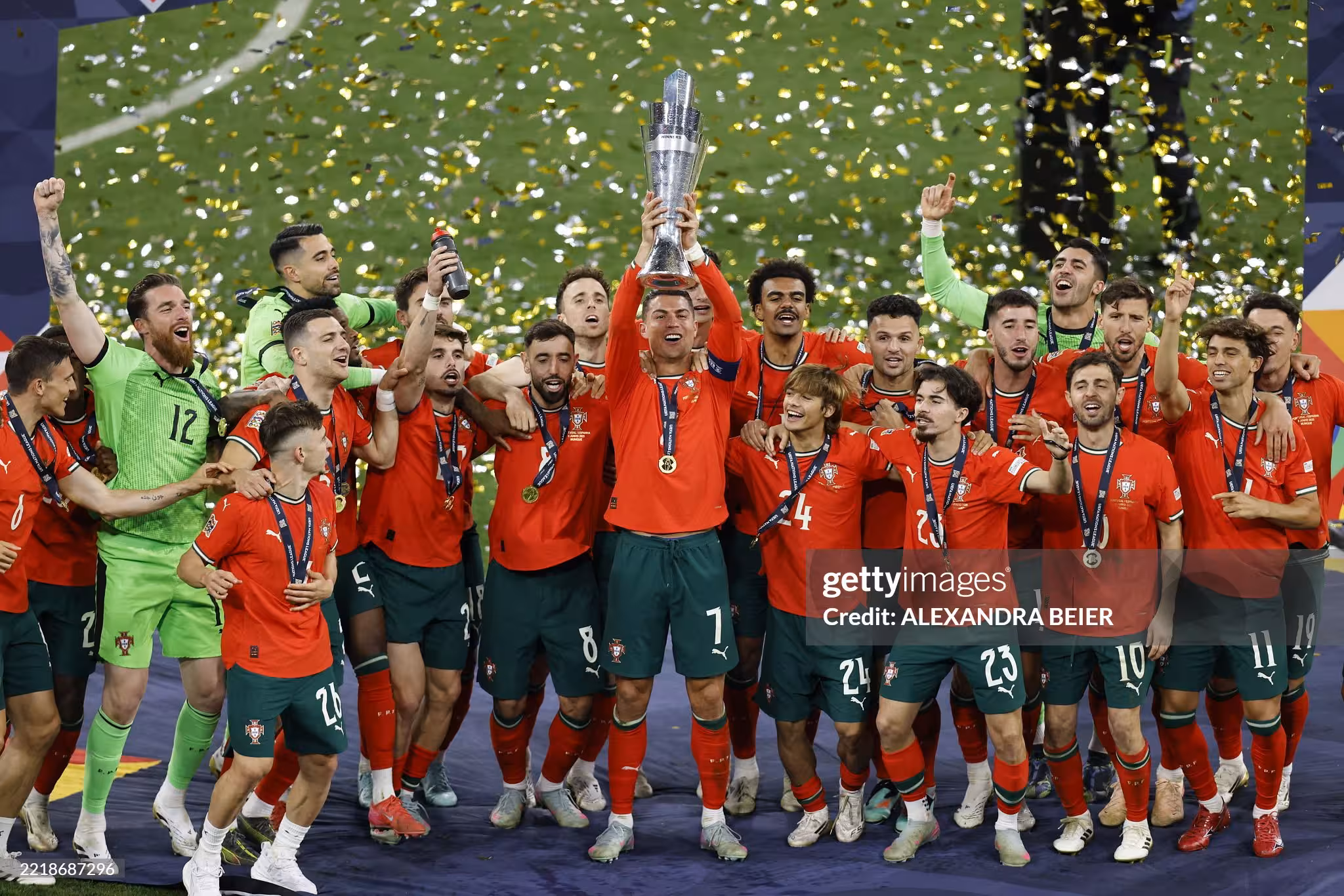 <p><b>Millatlar Ligasi. Ronaldu va Portugaliya finalda Ispaniyani mag‘lub etib, bosh sovringa ega chiqdi (video)</b></p>
