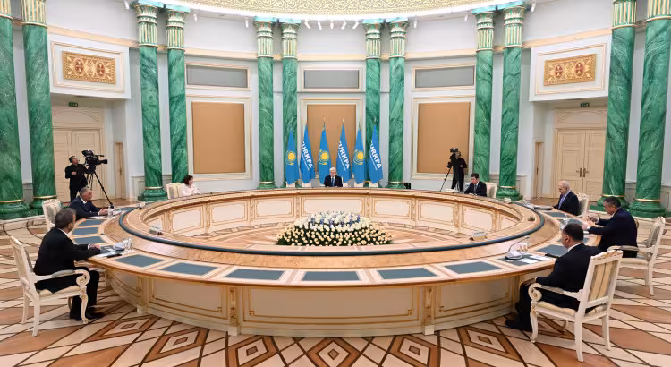 <p><b>Turkiy davlatlar tashkiloti davlat rahbarlarining navbatdagi norasmiy uchrashuvi Turkistonda o‘tkaziladi</b></p>