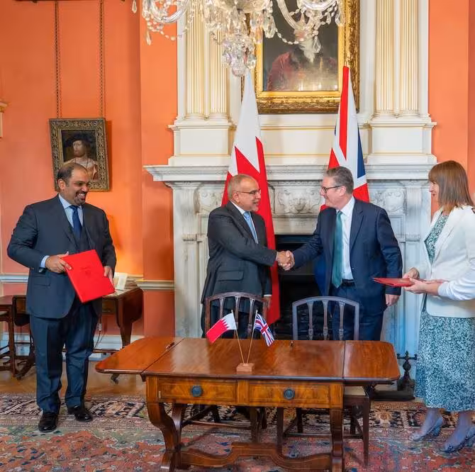 <p><b>Buyuk Britaniya va Bahrayn o‘rtasida 2 ta yirik shartnoma imzolandi</b></p>