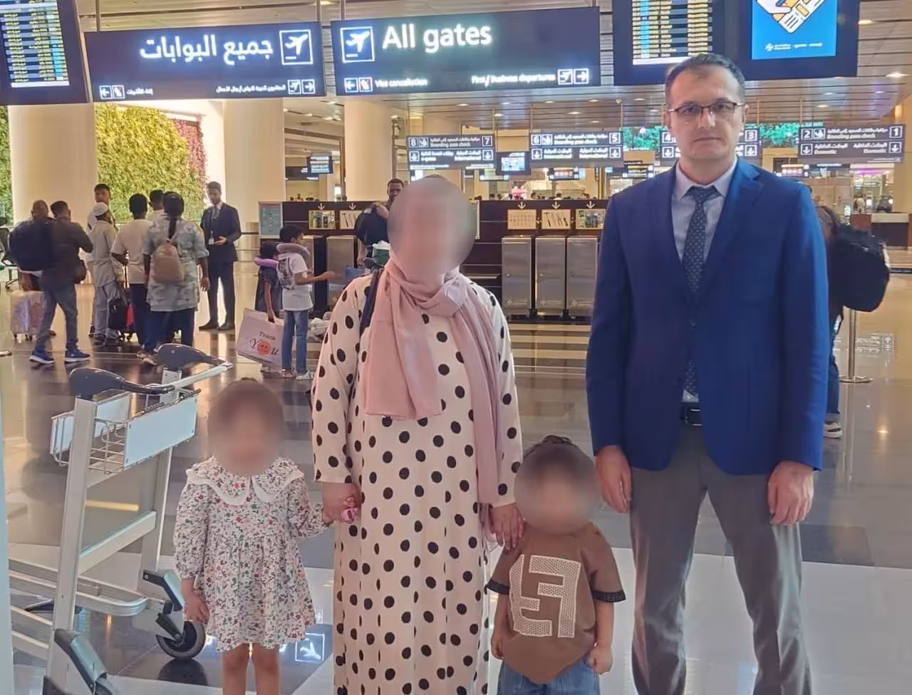 В Узбекистан возвращена женщина с детьми, которую муж удерживал в плену в Омане
