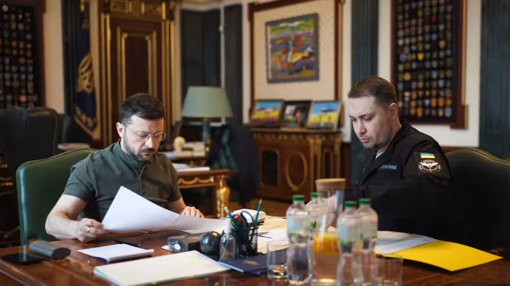 <p><b><strong>“Rossiya Yevropada yangi harbiy operatsiyalar tayyorlayotganiga oid dalillarga egamiz” — Zelenskiy</strong></b></p>