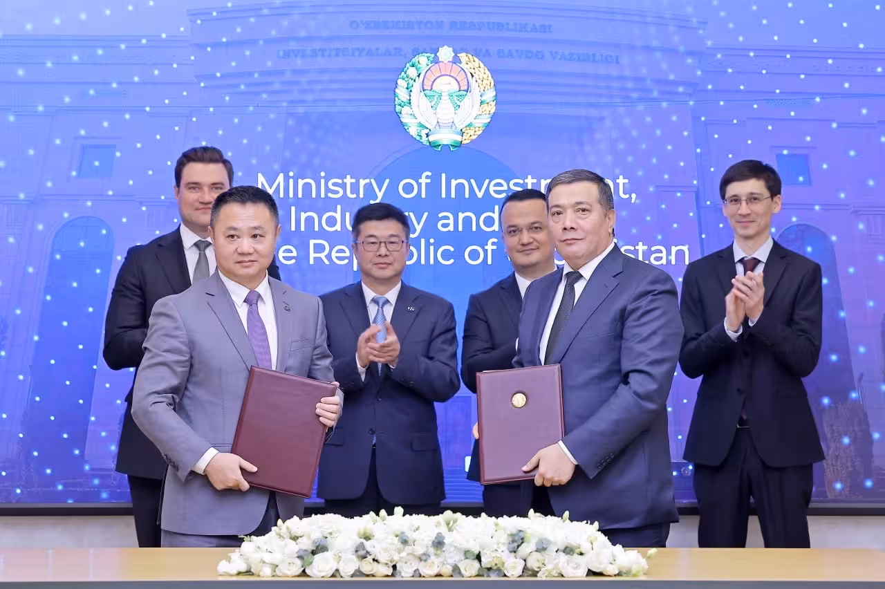 <p>China Eximbank extends $500mn loan to Uzbekistan to develop telecommunications infrastructure<b> </b></p>