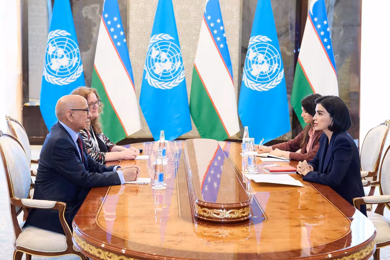 <p><b><strong>Saida Mirziyoyeva BMT bosh kotibining iqtisodiy rivojlanish bo‘yicha yordamchisi bilan uchrashuv o‘tkazdi</strong></b></p>