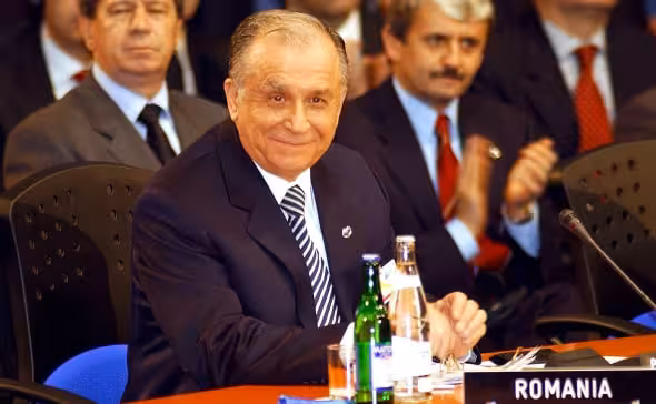 <p><b></b>Ruminiyaning sobiq prezidentida o‘pka saratoni aniqlandi</p>