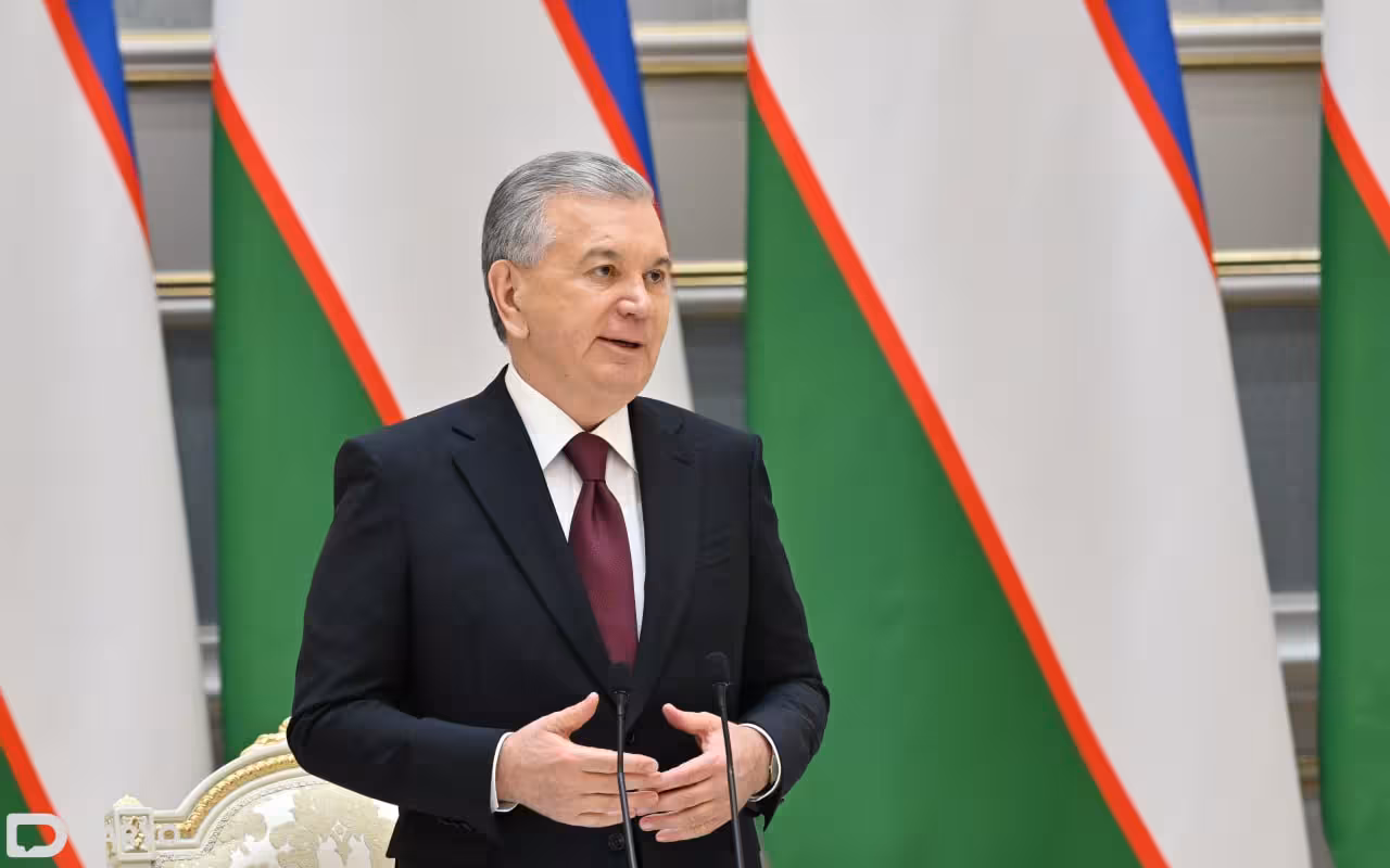 <p><b>Shavkat Mirziyoyev matbuot va ommaviy axborot vositalari xodimlarini tabrikladi</b></p>